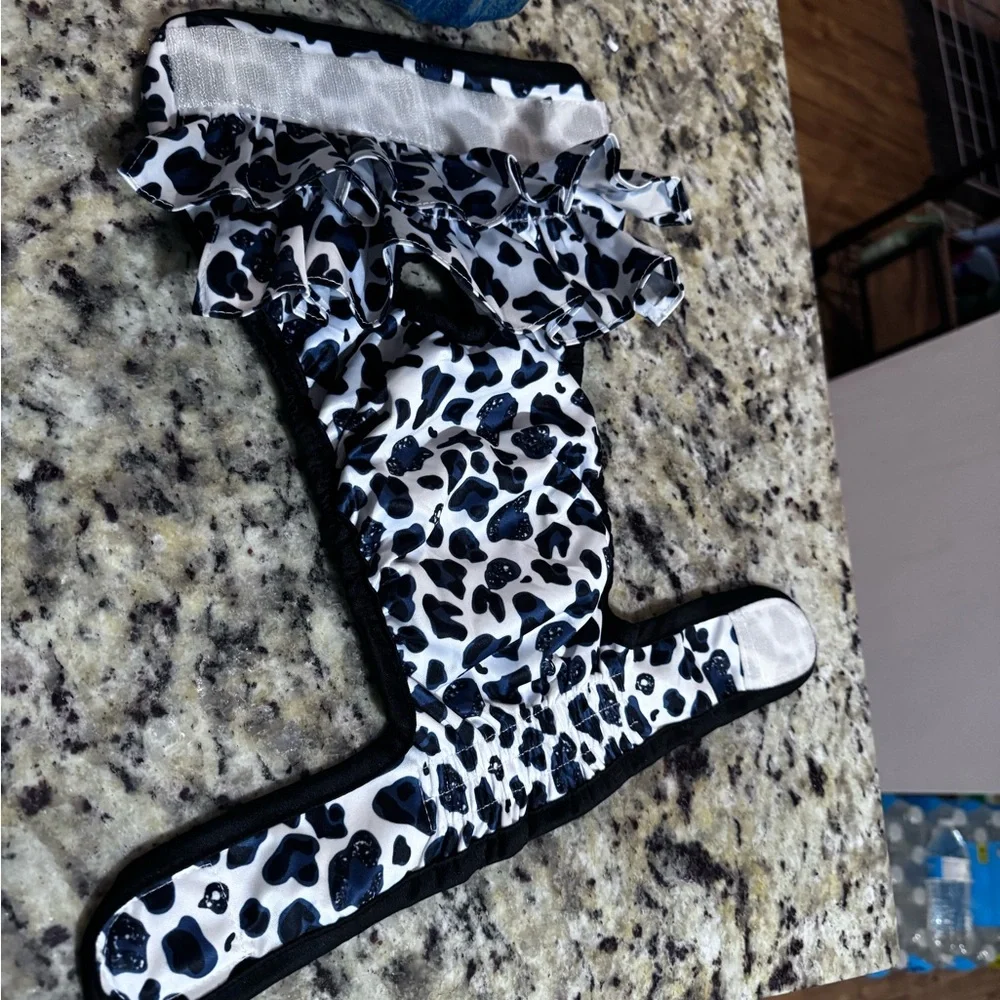 Black and White Animal Print Doggy Diaper Cover for girls 🐾🦮 Never Been Used